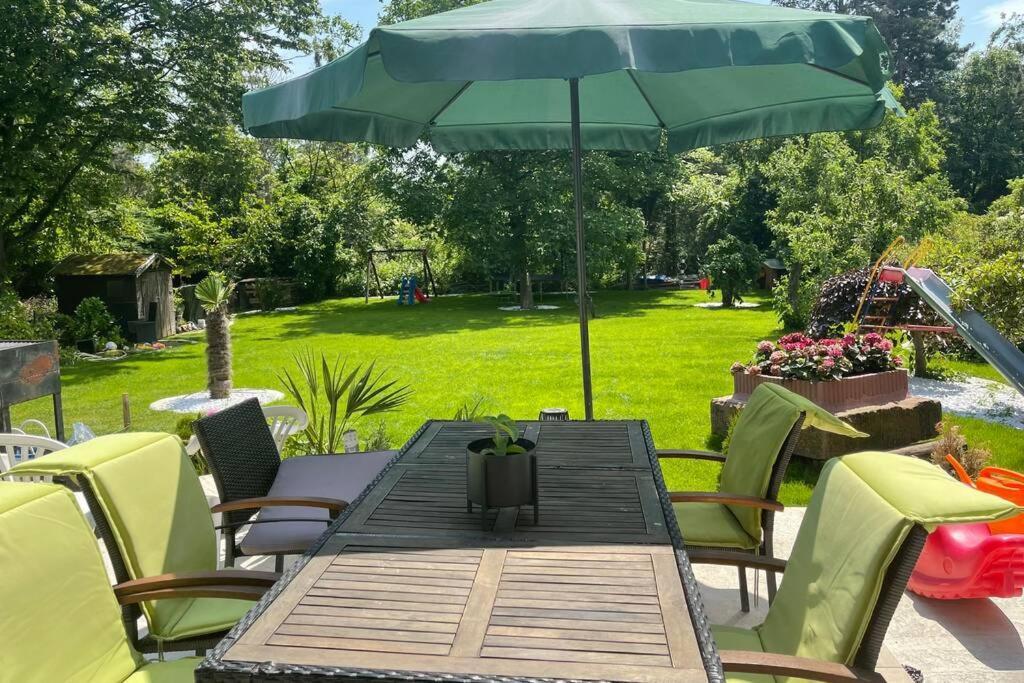 Wunderschoene Terrassenwohnung Mit Blick Ins Gruene! Меербуш Екстериор снимка