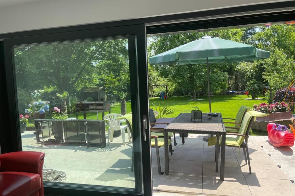 Wunderschoene Terrassenwohnung Mit Blick Ins Gruene! Меербуш Екстериор снимка
